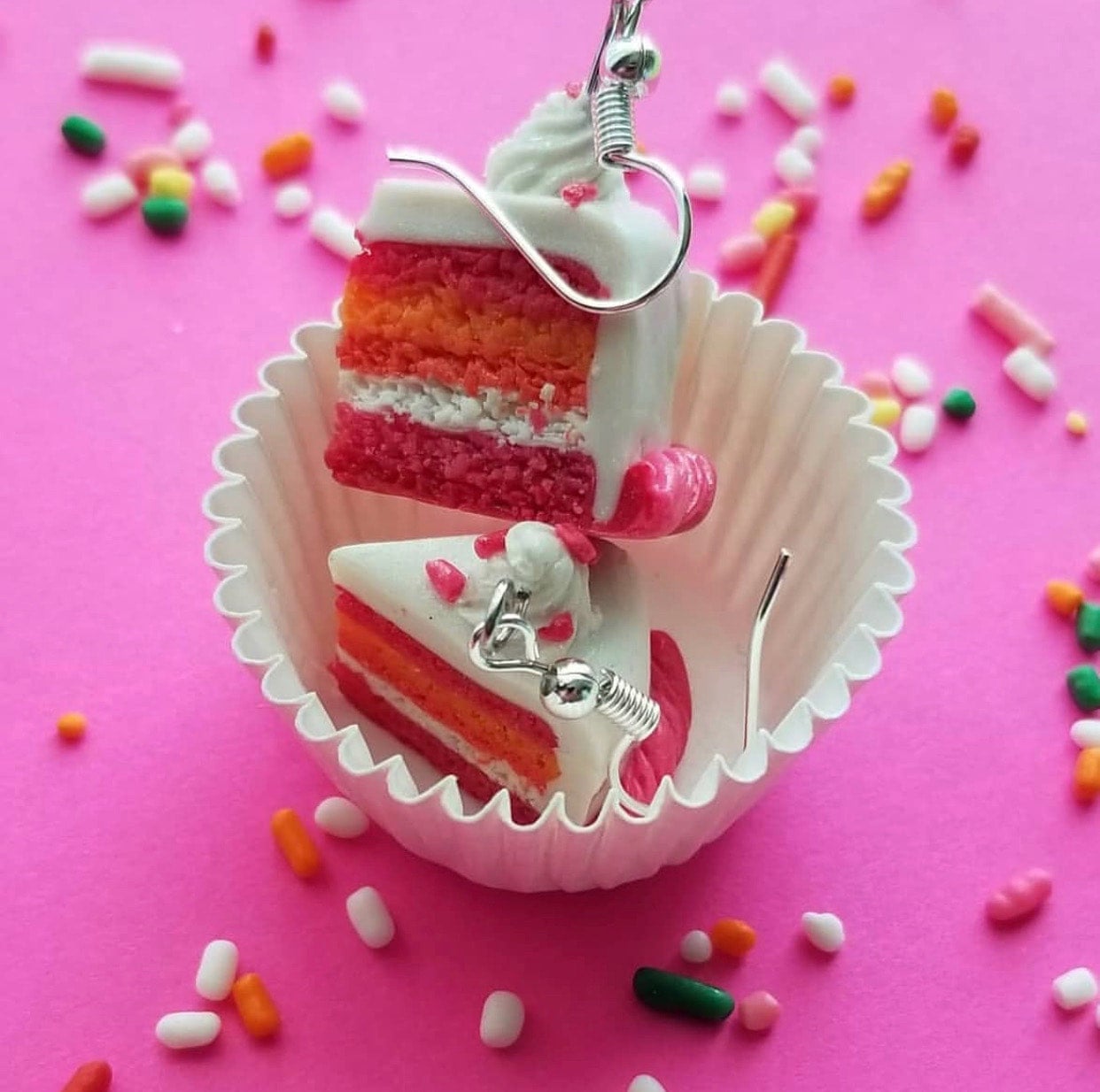 It's the gold bamboo 40 earrings inside of my 5 tier birthday cake by  @_cupcakesattiffanys_ for me!!! ✨️✨️ | Instagram