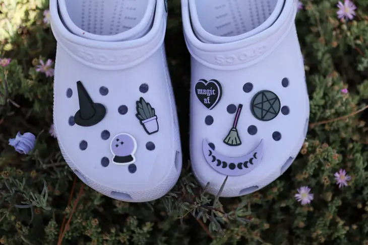 Moon Phases, Goth, Witch, Witchy Vibes, Moon, Jibbitz, Shoe Crocs, Sandals, Croc  Charms, Garden - Yahoo Shopping