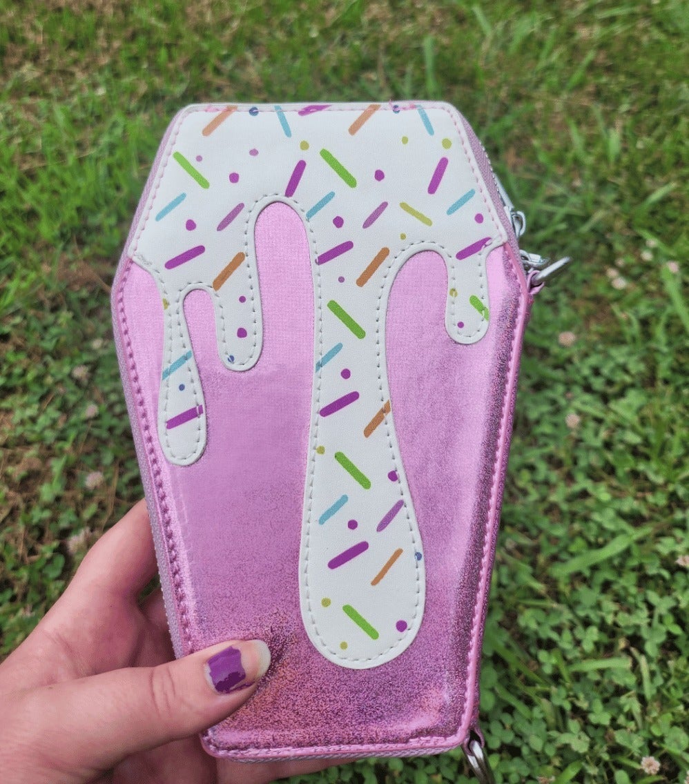 Cup Cake Clutch Coffin Wallet by Cat Head Pins